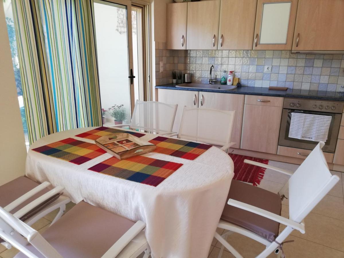Althea Holiday Studio Agia Marina  Buitenkant foto
