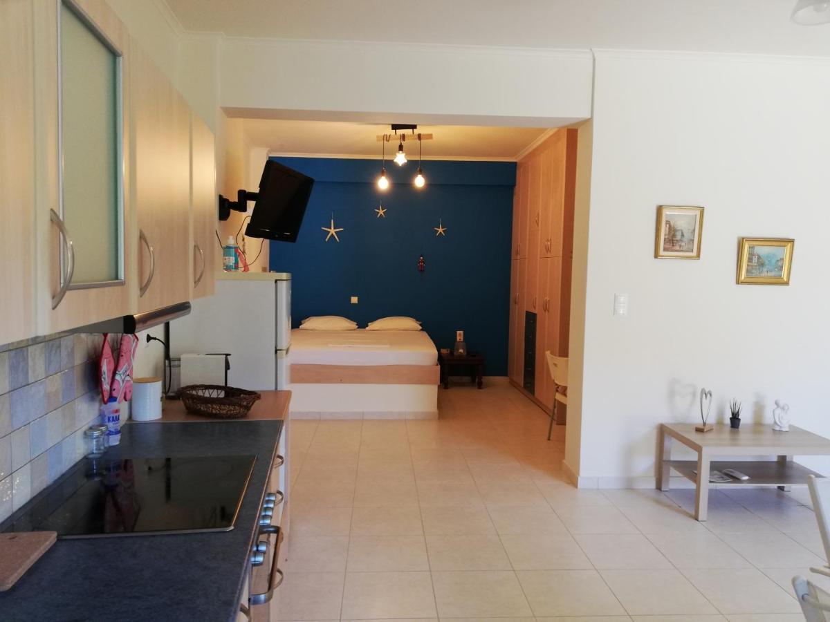 Althea Holiday Studio Agia Marina  Buitenkant foto