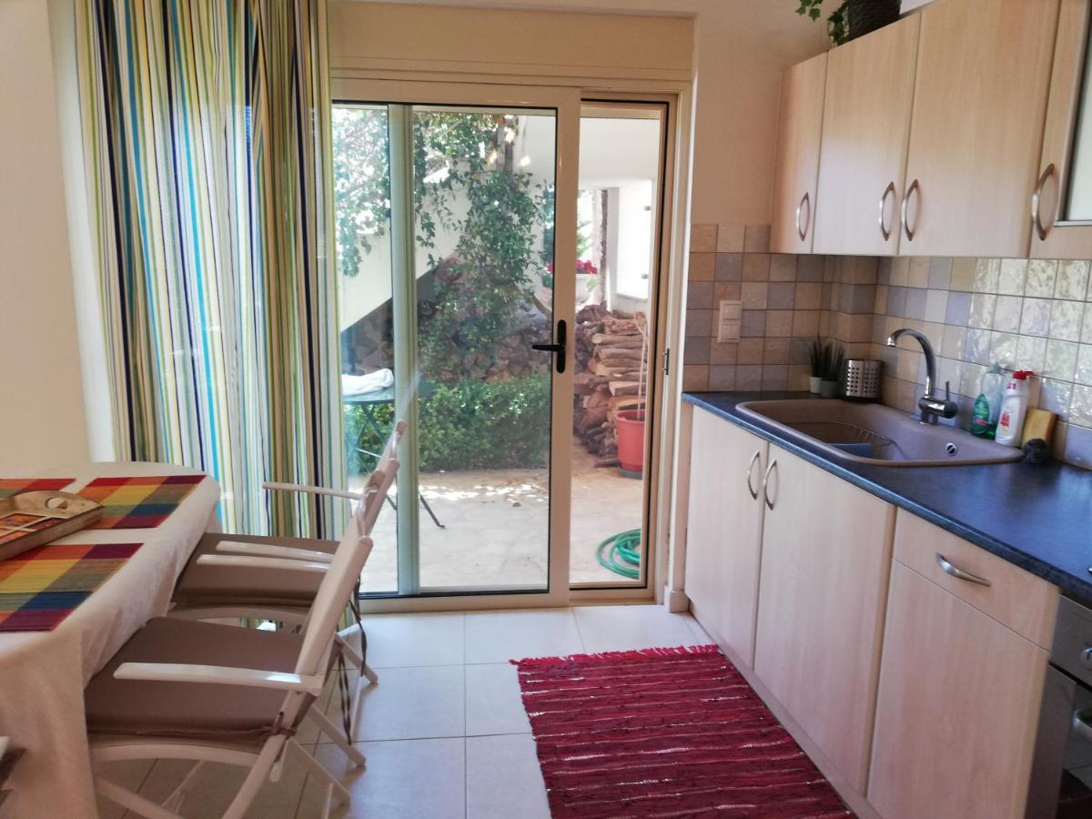 Althea Holiday Studio Agia Marina  Buitenkant foto