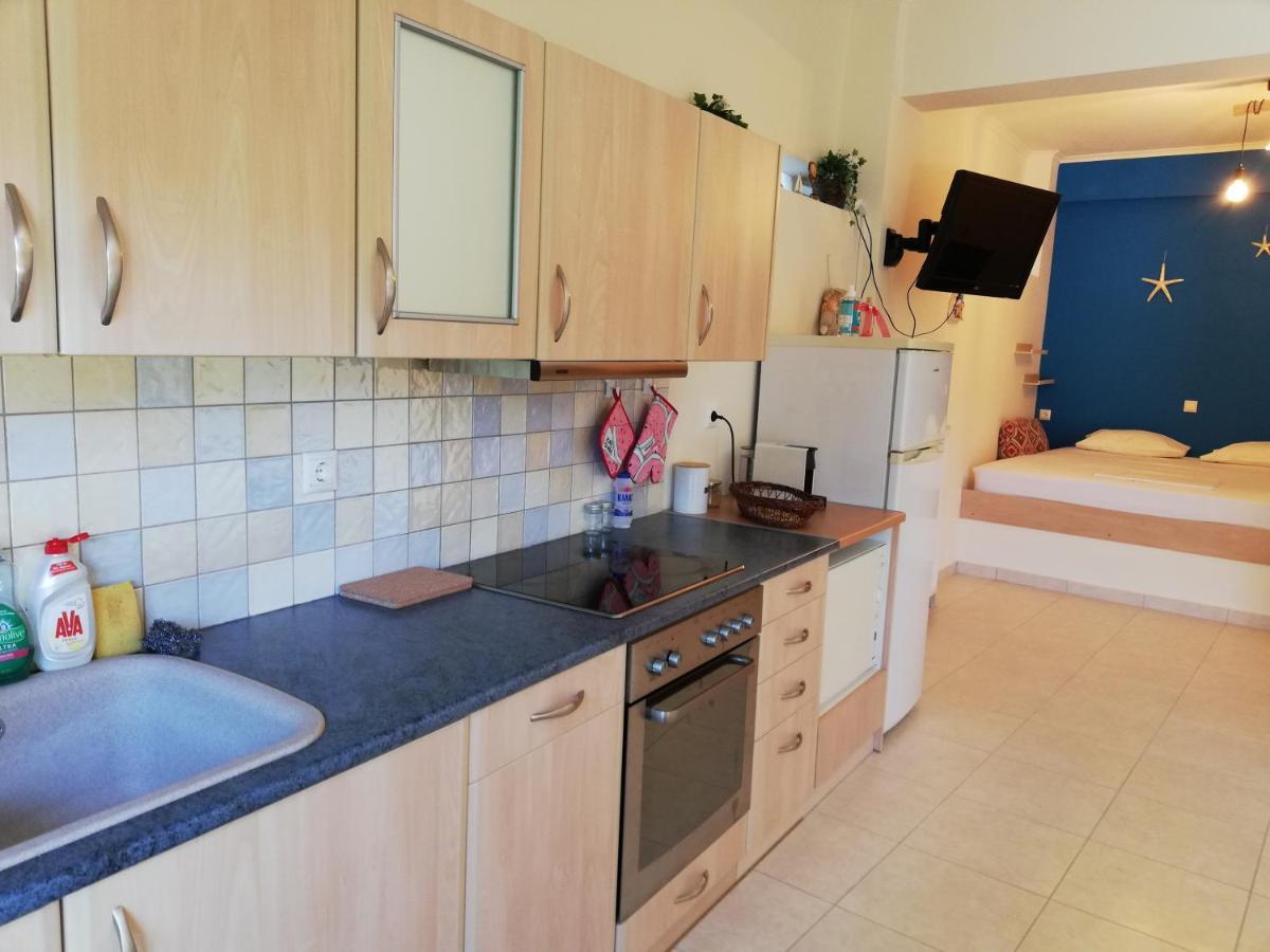Althea Holiday Studio Agia Marina  Buitenkant foto